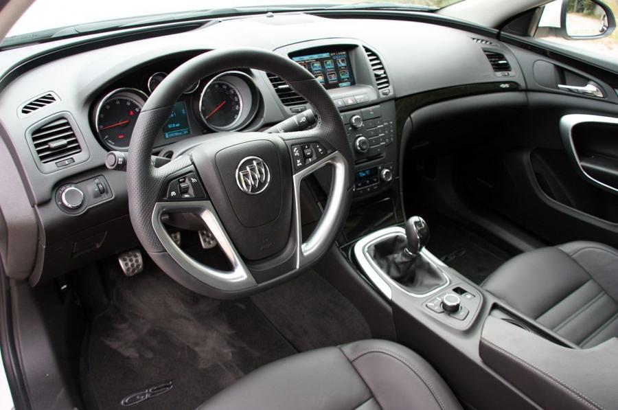  Buick Regal GS 2012 года  (фото 27 из 90)